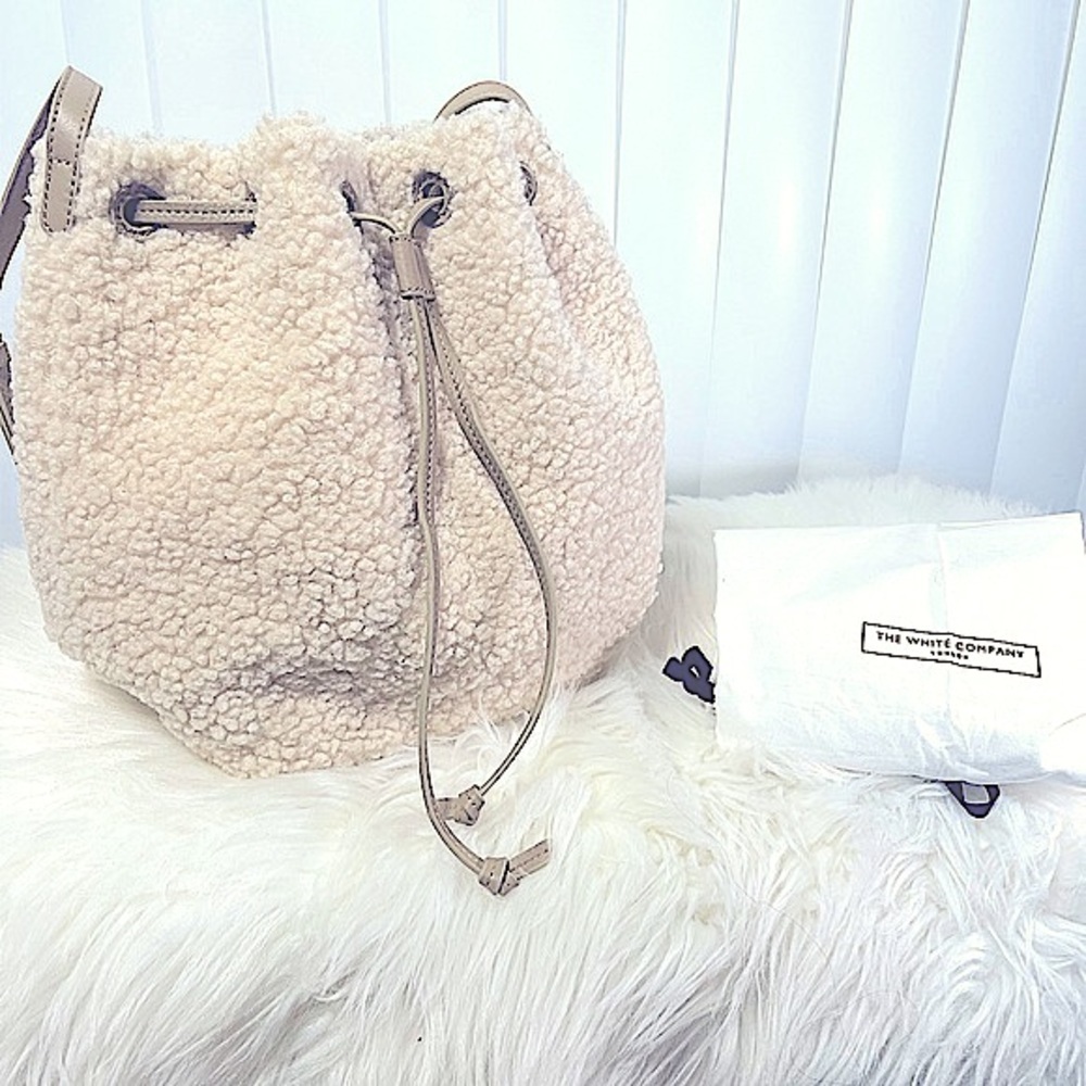 The White Company Sherpa Borg Crossbody Bucket Bag - Picture 6 of 13